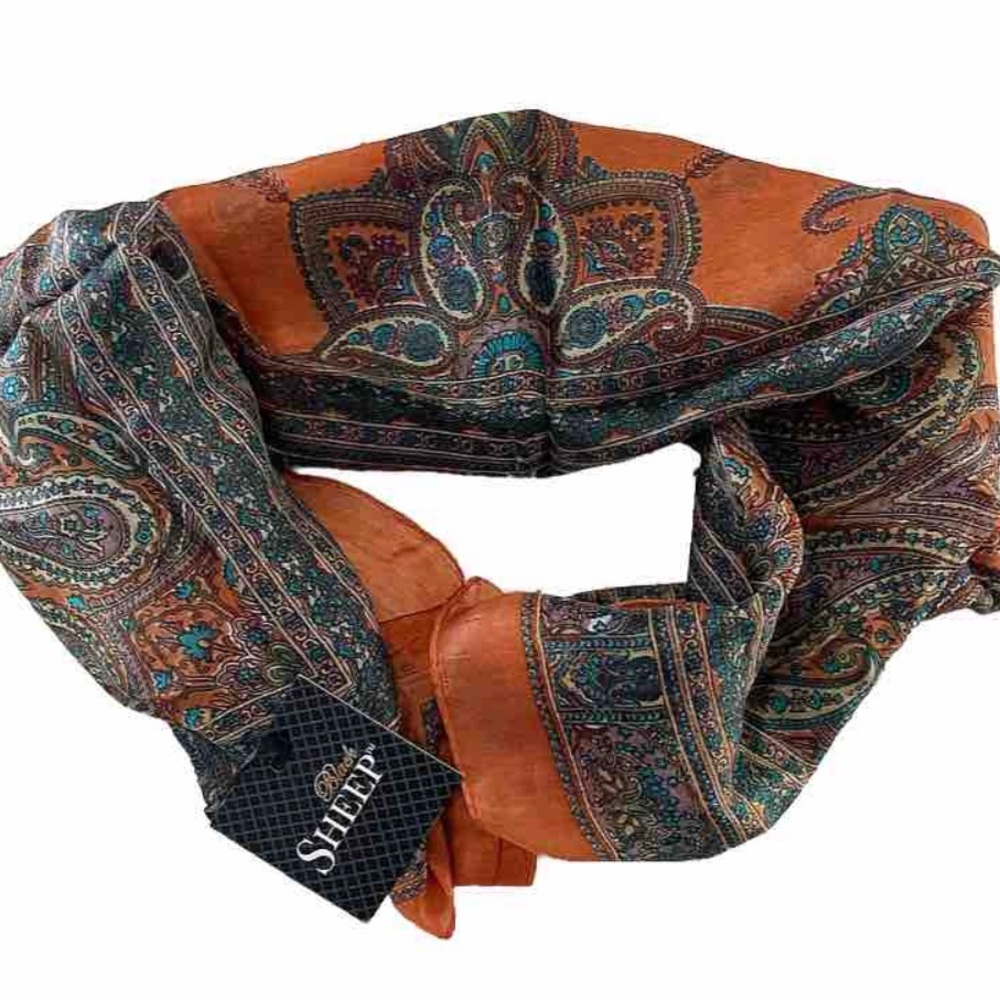 NWT Black Sheep Paisley Scarf SILK Women’s 38x38